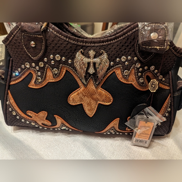 P&G collection purse - Picture 7 of 8